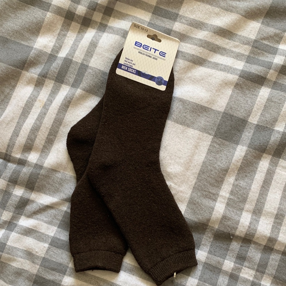 Brown Men's Woolen Thermal Socks